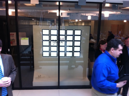 5x5 ipad wall