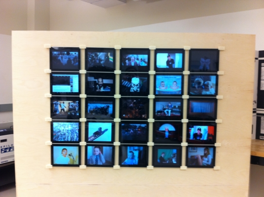 5x5 ipad wall