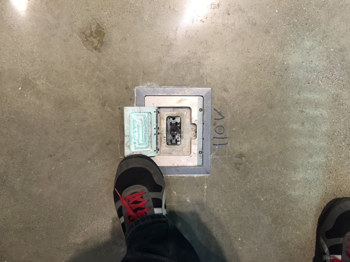 northwestern ford electrical outlet